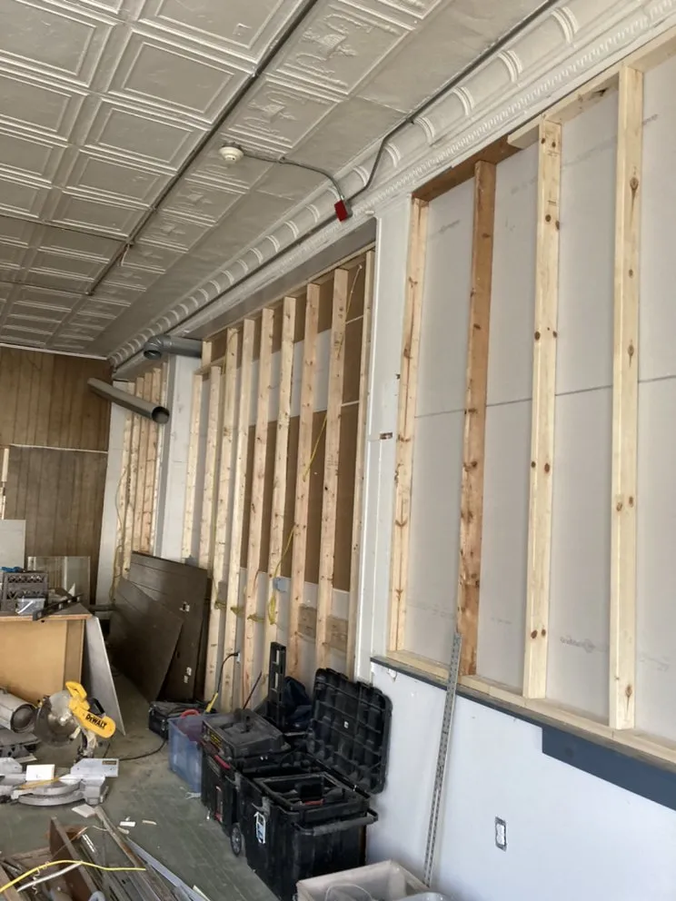 Slide of The Handy Guys