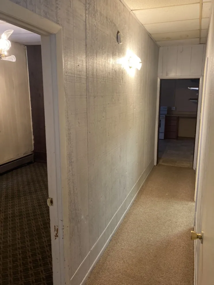 Slide of The Handy Guys