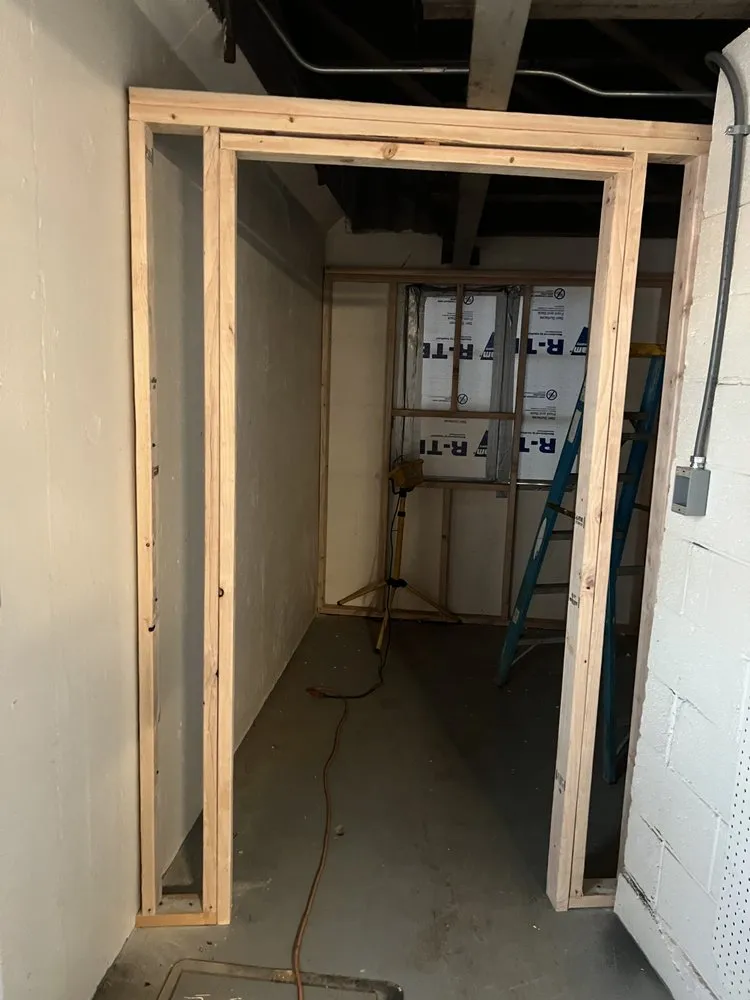 Slide of The Handy-Mander