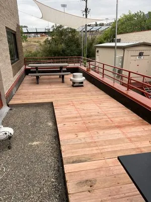 The Handy-Mander Logo