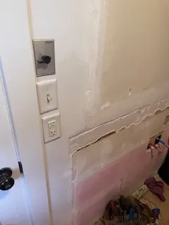 Expert electrician providing outlet and switch repair in Grand Rapids, MI - The Handy Rabbits