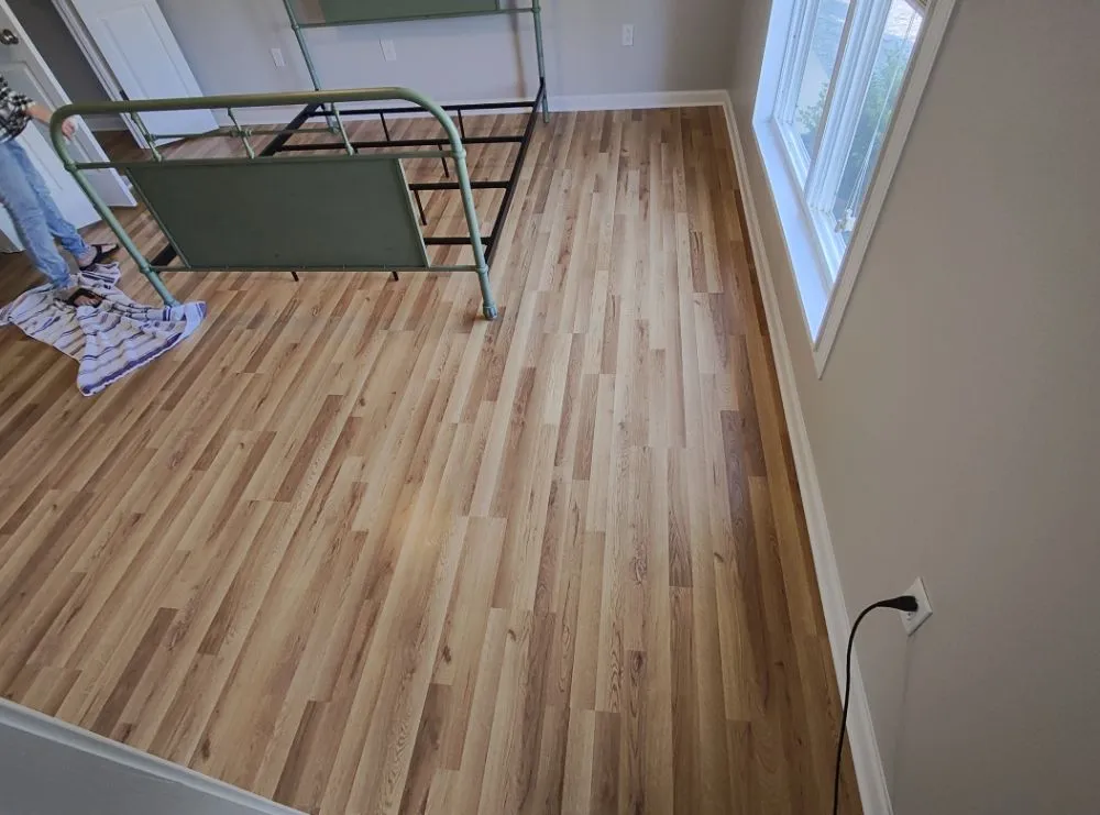 Slide of The Handy Smith