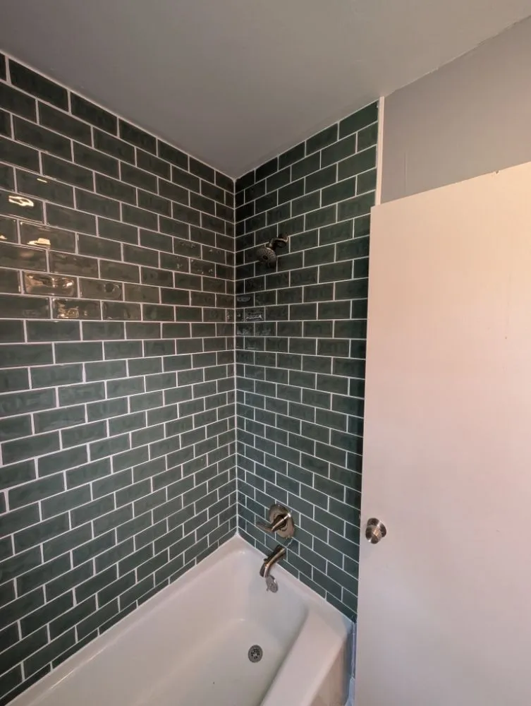 Slide of The Handy Smith