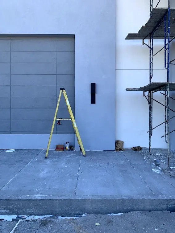 Slide of The Handyman Expert & Services