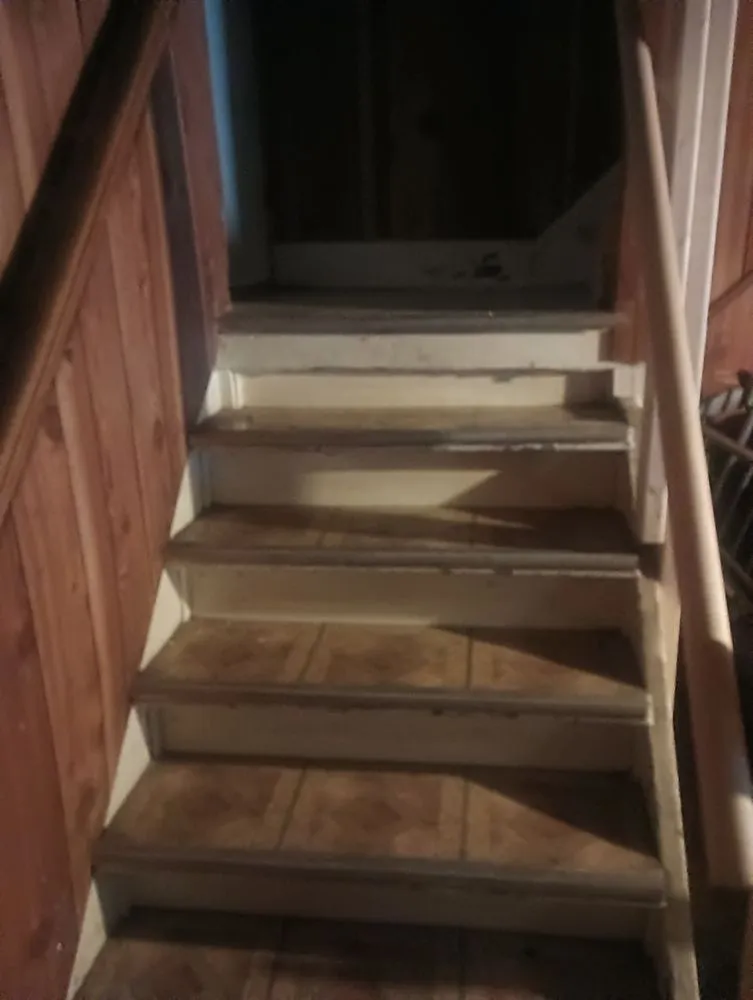 Slide of The Home Tradesman, DBA