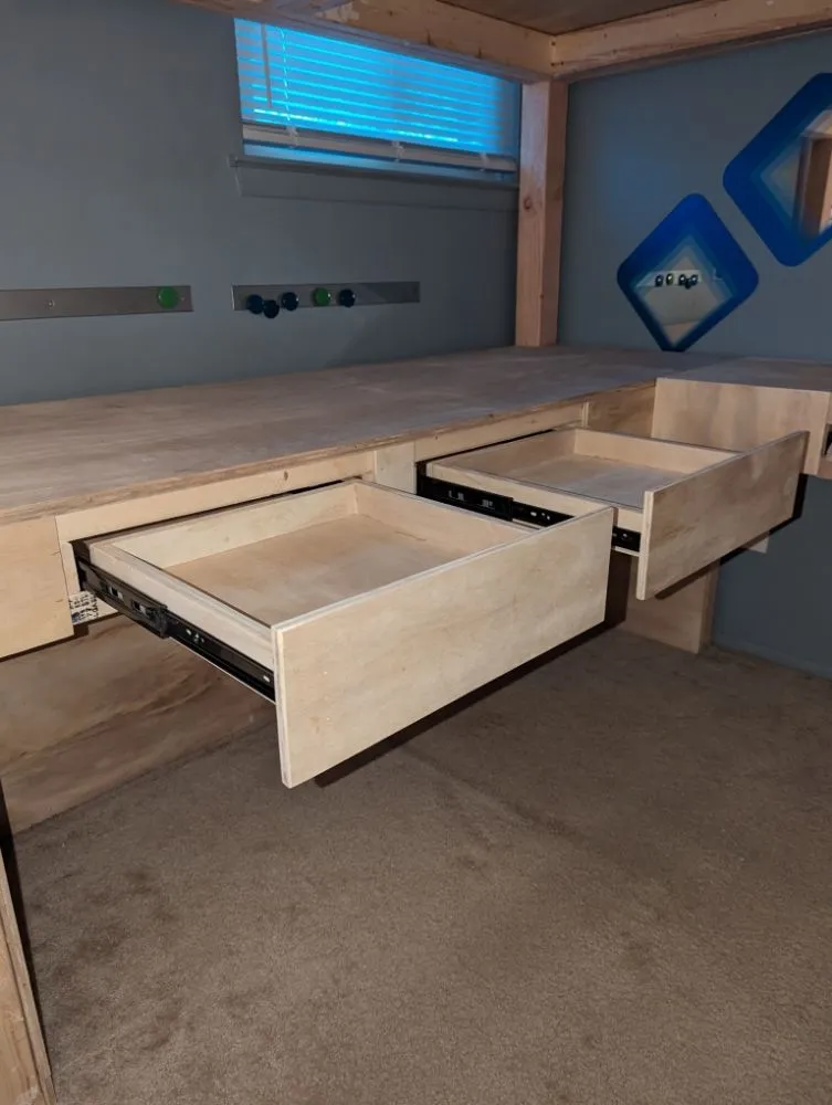 Emergency electrical repair in ,  by The Home Tradesman, DBA