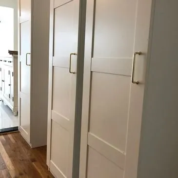 Slide of The Honey Deux Handyman