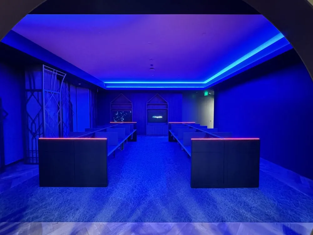 Slide of The Jones Electric