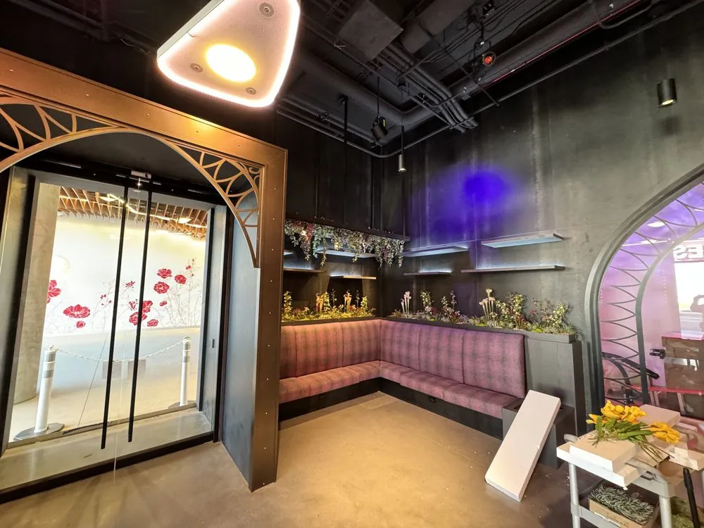 Slide of The Jones Electric