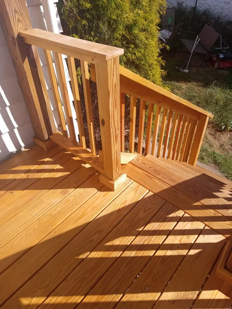 Slide of The Left-Handed Handyman