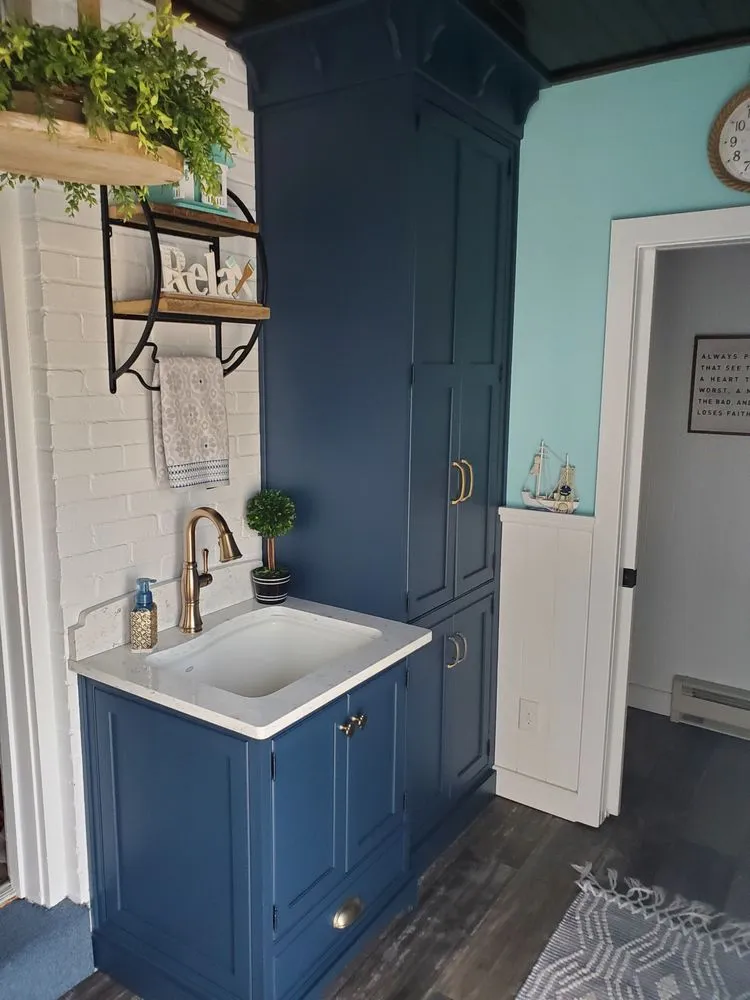 Slide of The Longacre Company