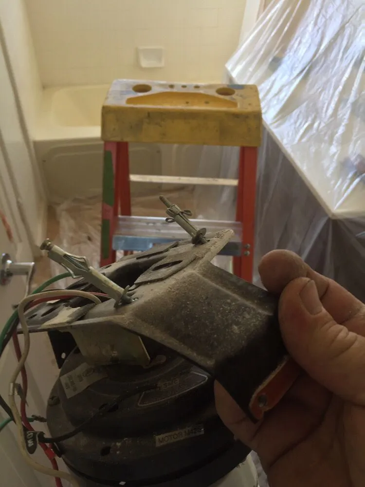 Slide of The Mighty Electricians