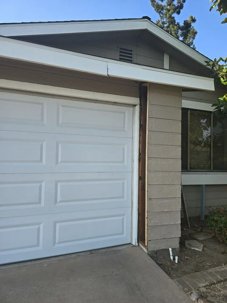 Slide of The Mobile Home Doctors