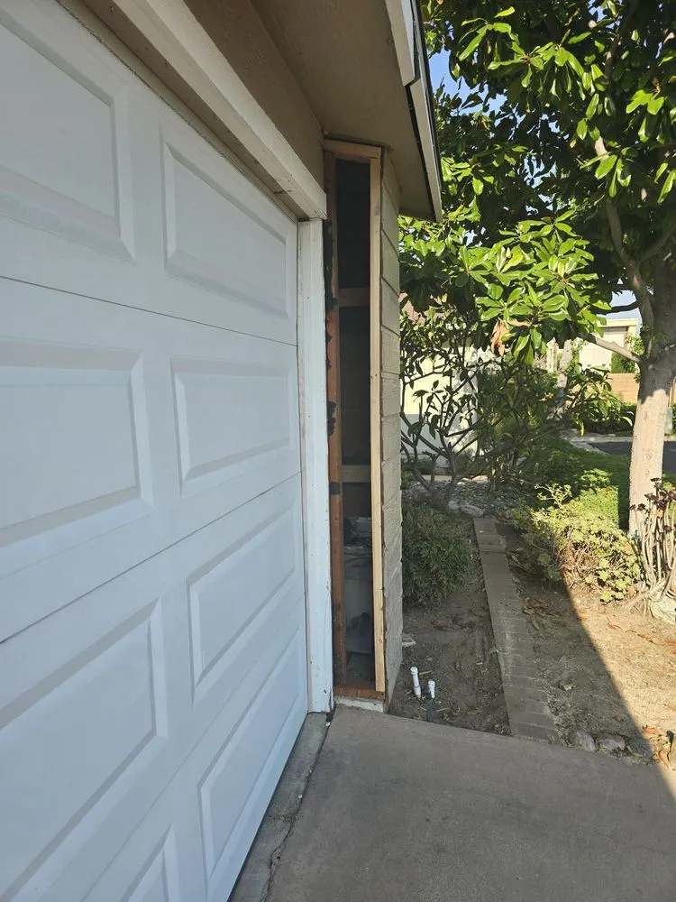 Slide of The Mobile Home Doctors