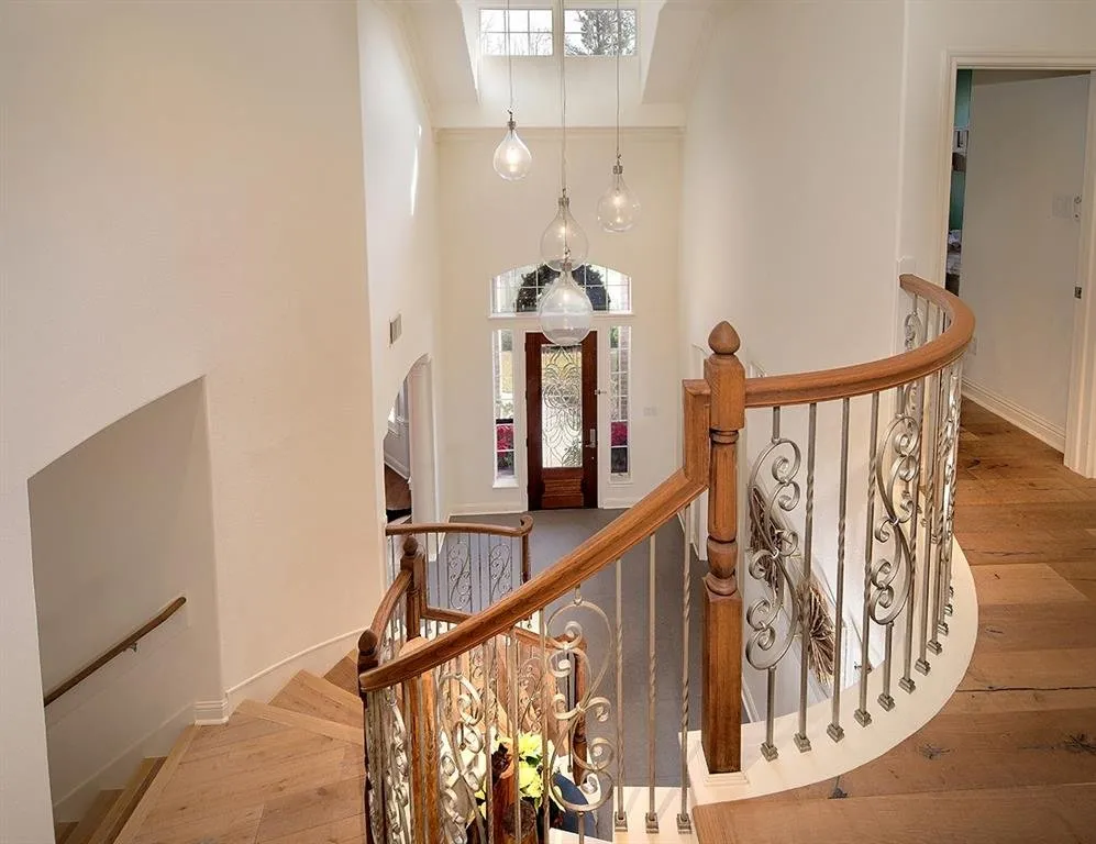 Slide of The Painting Team