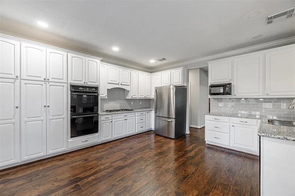 Slide of The Painting Team