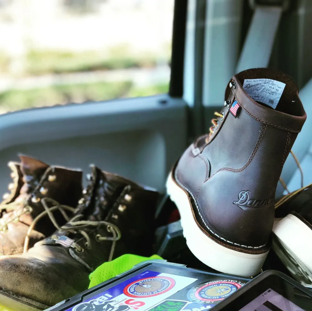 Slide of The Peterson Electric Company