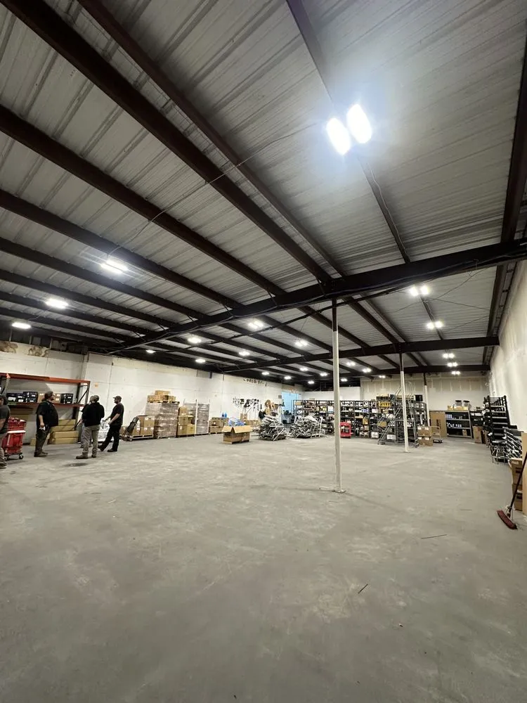 Slide of The Plug Doctor