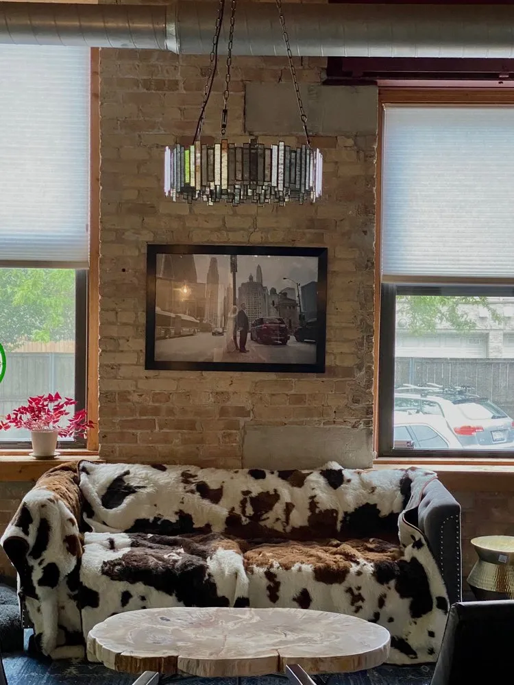 Slide of The Plug Electric