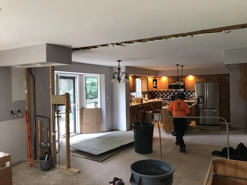 Slide of The Plug Electric