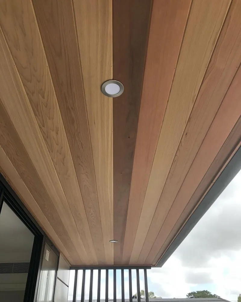 Slide of The Port Emergency Electrician