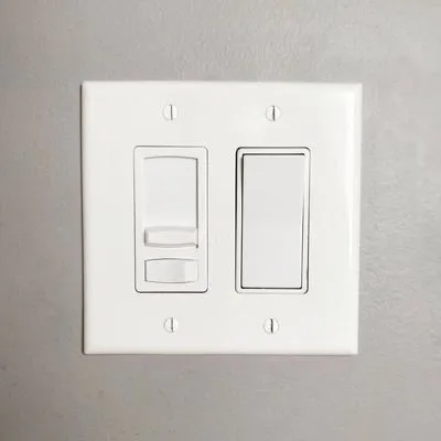 The Port Emergency Electrician Logo