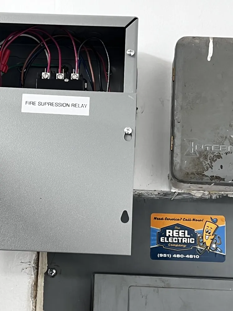 Slide of The Reel Electric