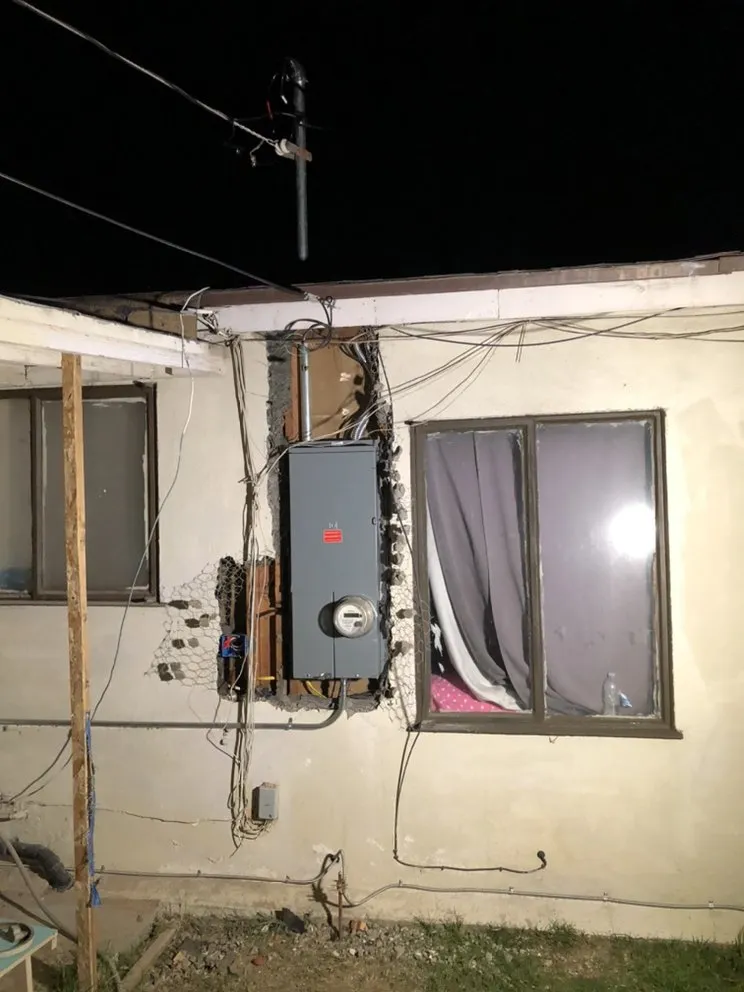 Slide of The Reel Electric