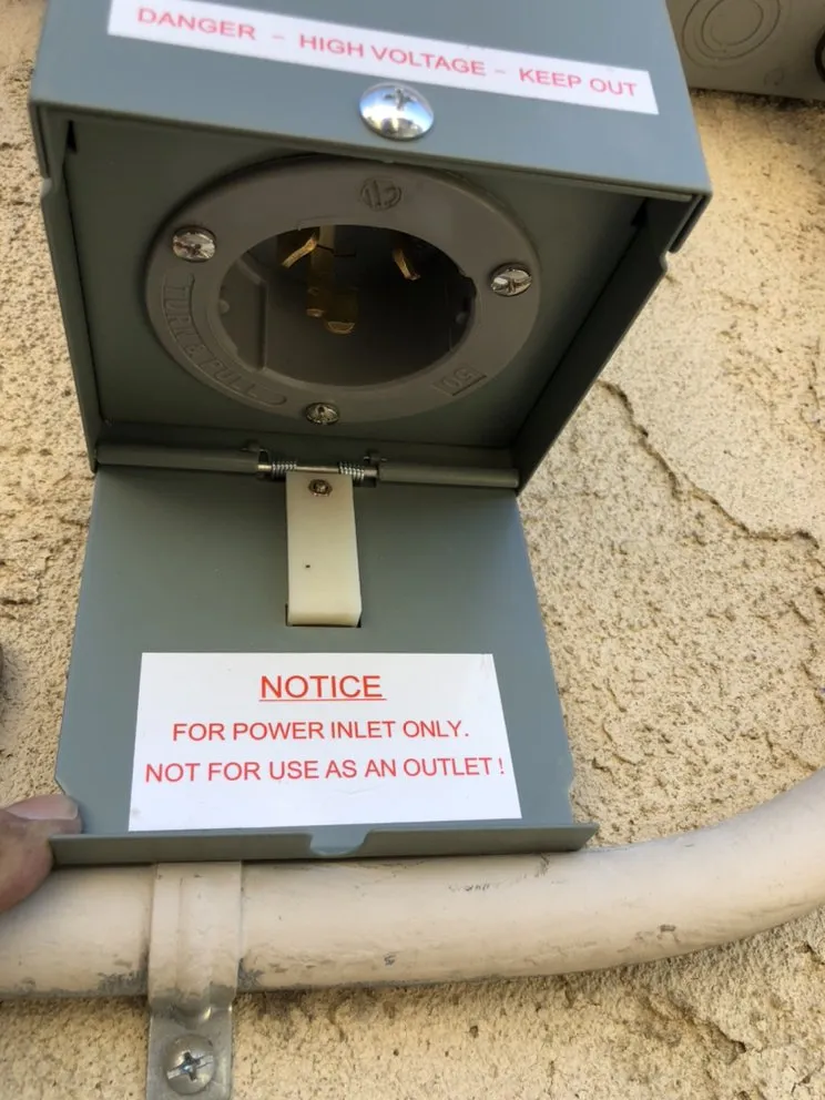 Slide of The Reel Electric