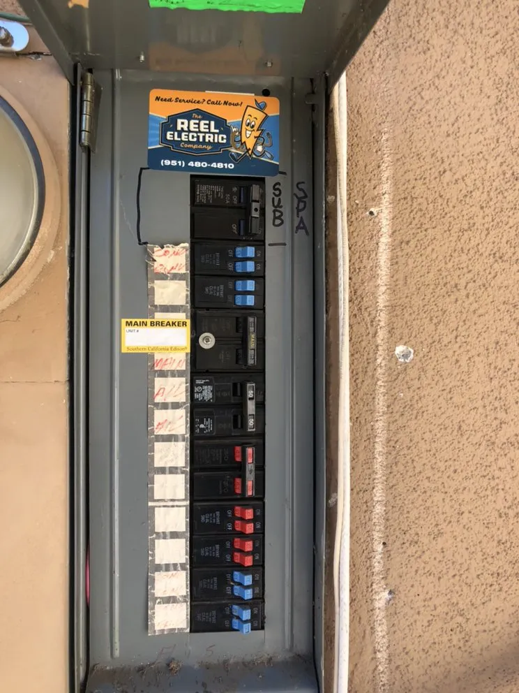 Licensed electrician providing circuit breaker repair in Perris, CA - The Reel Electric