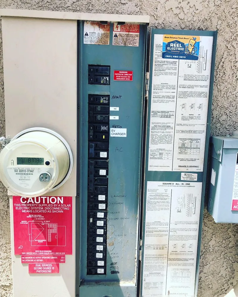 Slide of The Reel Electric