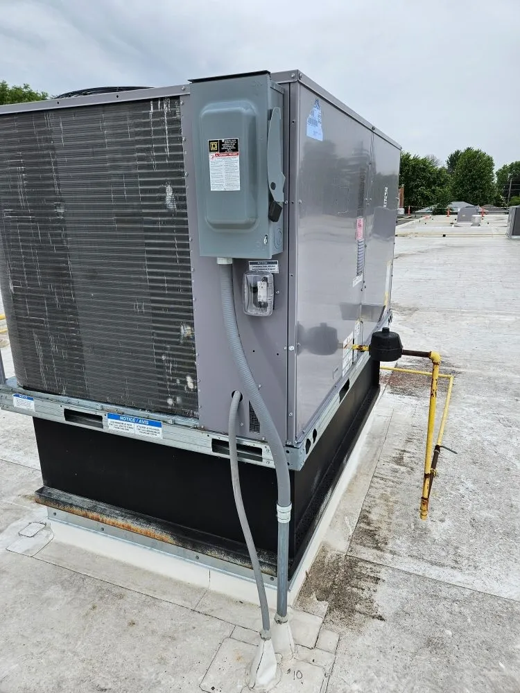 Slide of The Solutionist Electrical contractor