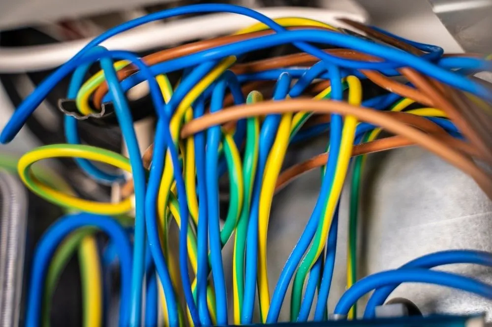 Slide of The Speedy Electricians of Boulder