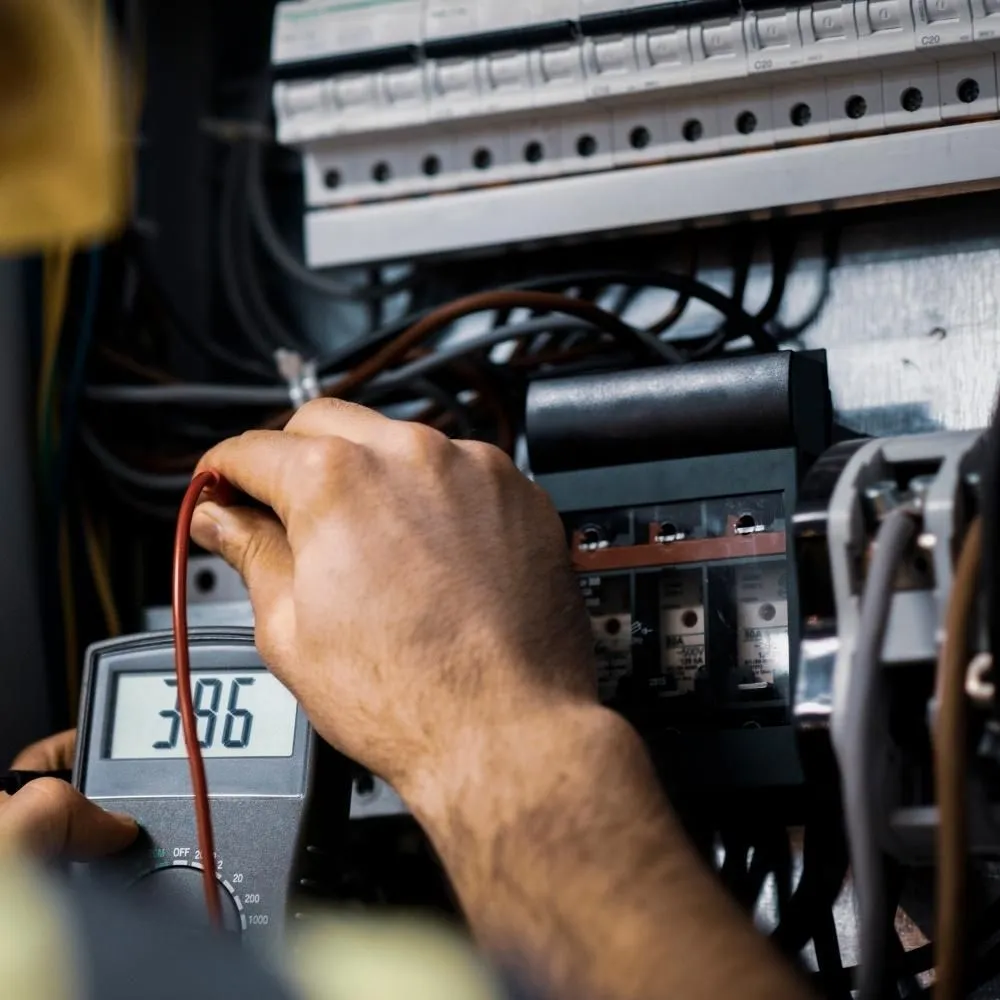 Slide of The Speedy Electricians of Fountain