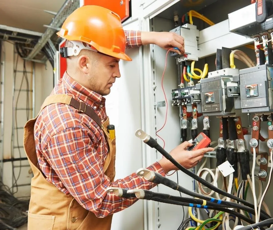 Slide of The Speedy Electricians of Lakewood