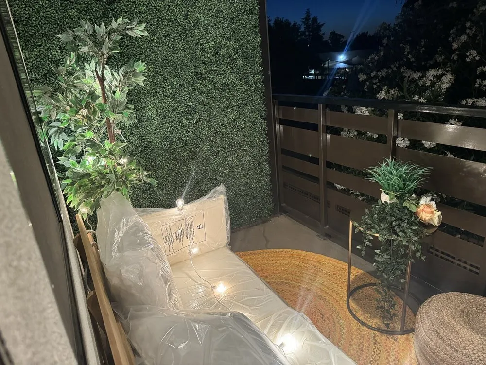 Slide of The Sur Design