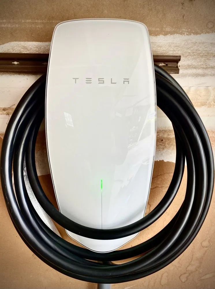 Slide of The Wire Men Electrical