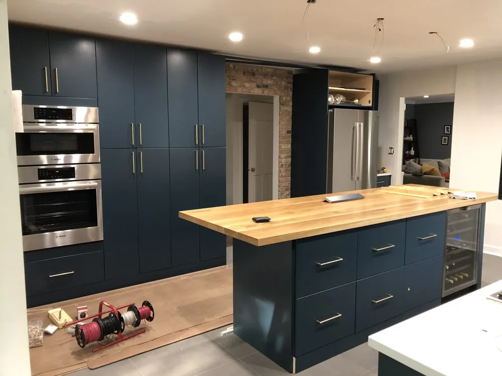 Slide of The Wire Men Electrical