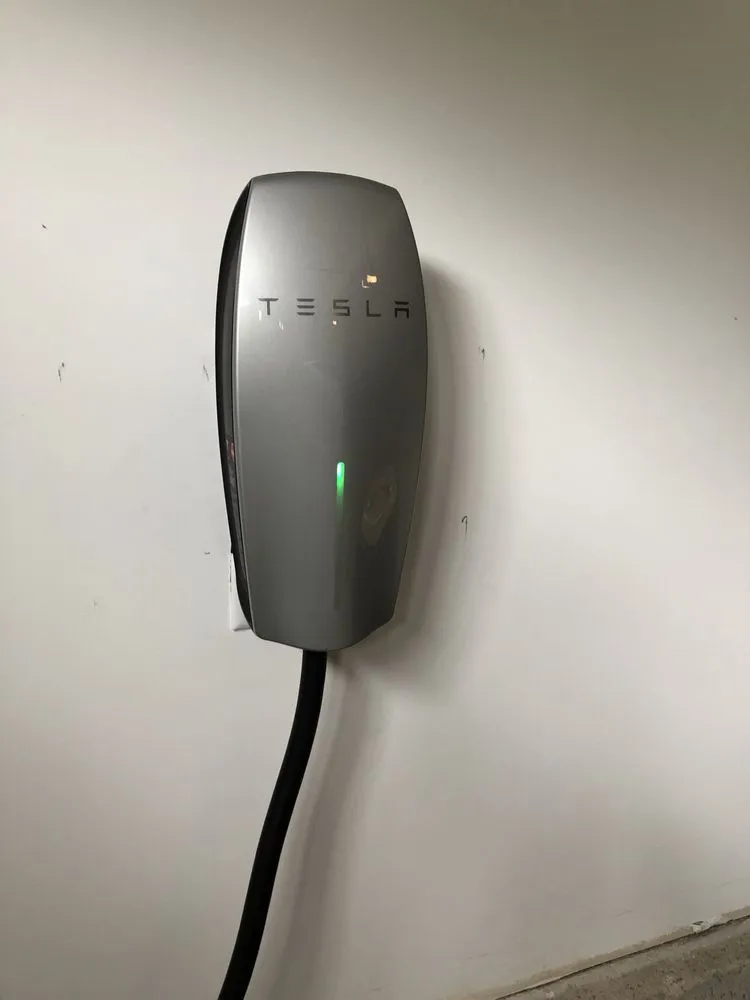 Slide of The Wire Men Electrical