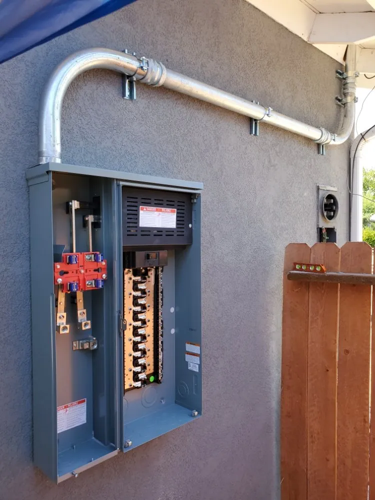 Slide of The Wire Nut