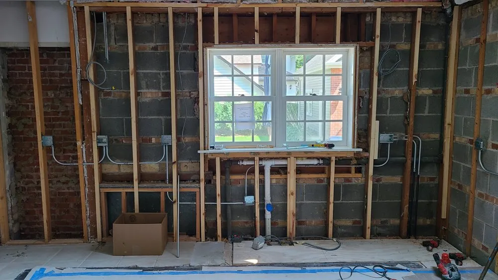 Slide of Theron Lafkas Electric