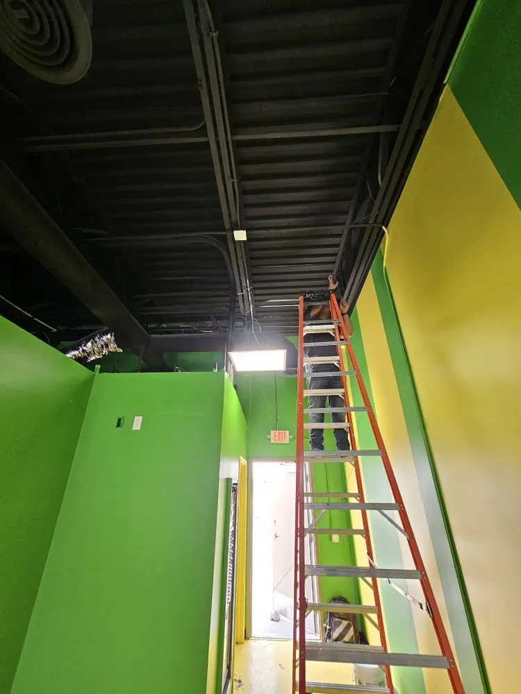 Slide of THET Electric