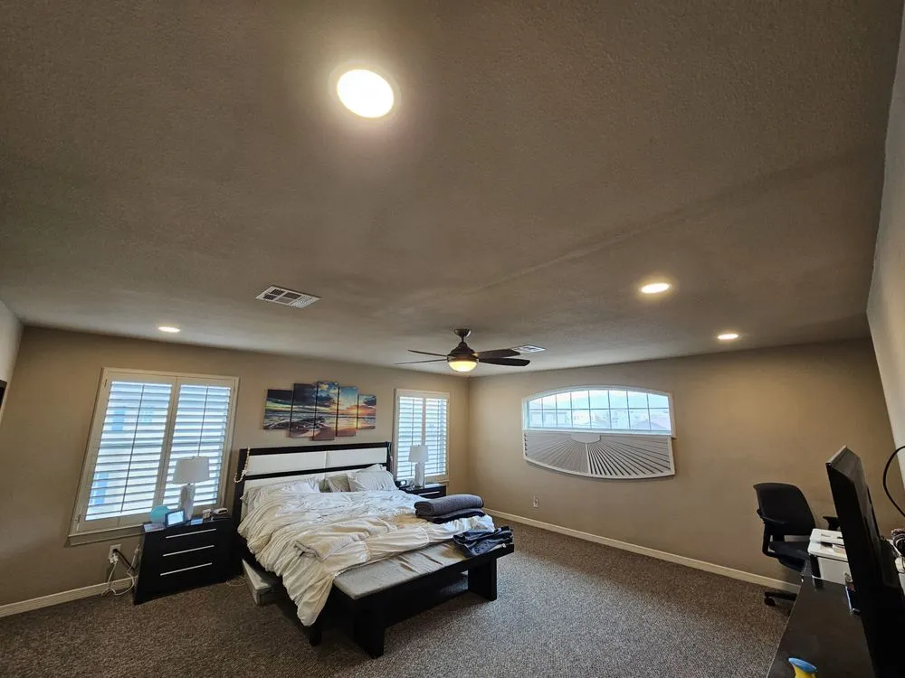 Slide of THET Electric