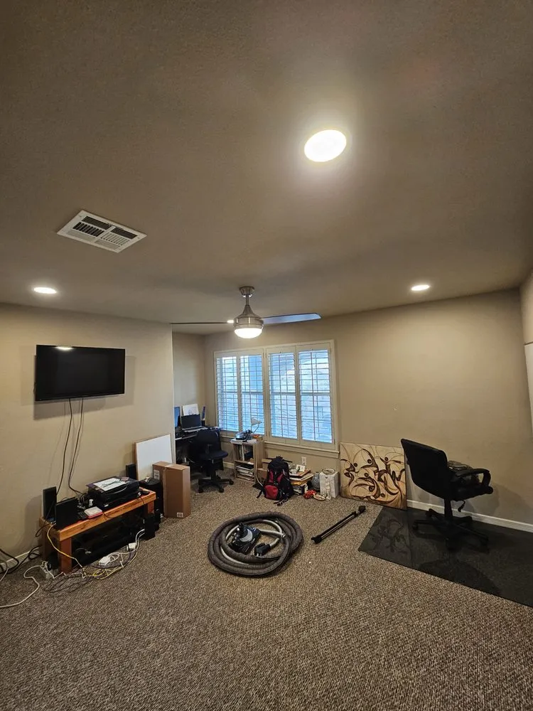 Slide of THET Electric