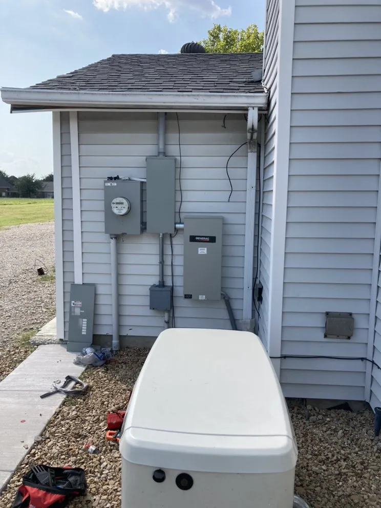 Slide of Thomas Electric Service 