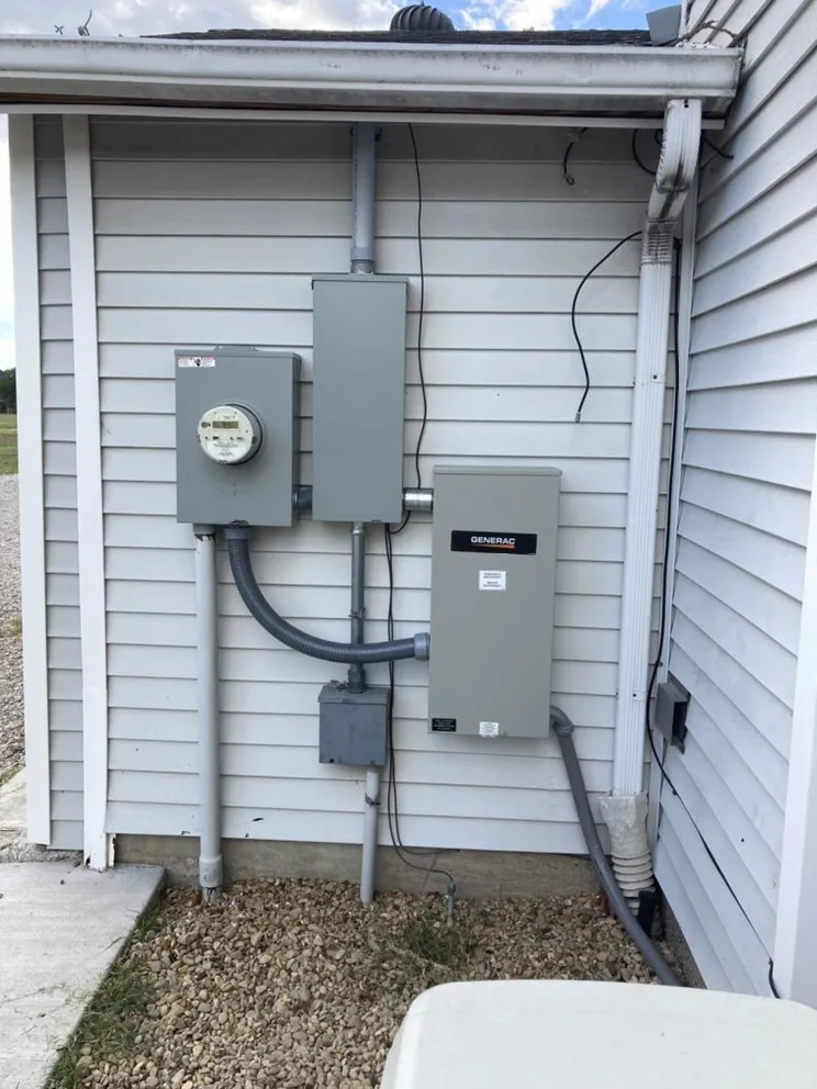 Slide of Thomas Electric Service 