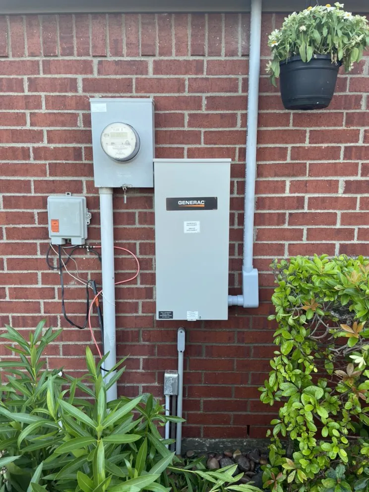 Slide of Thomas Electric Service 