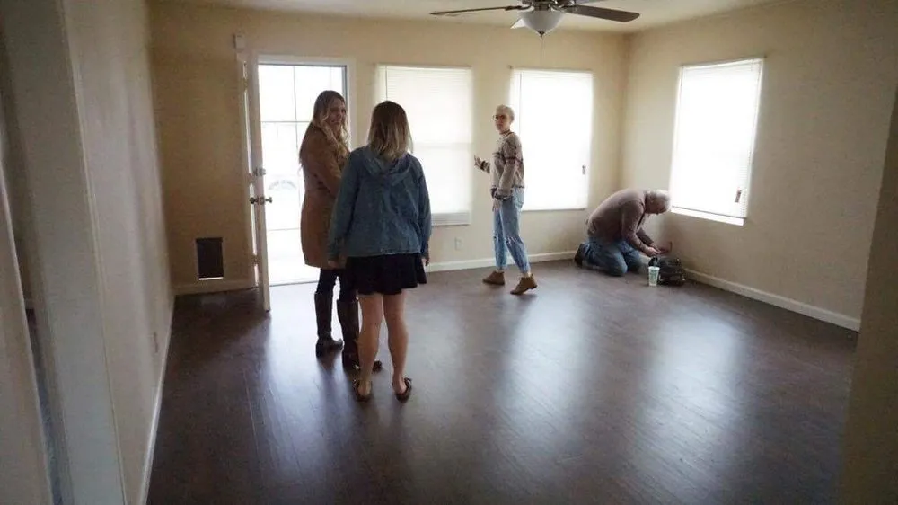 Slide of Thomas Electric