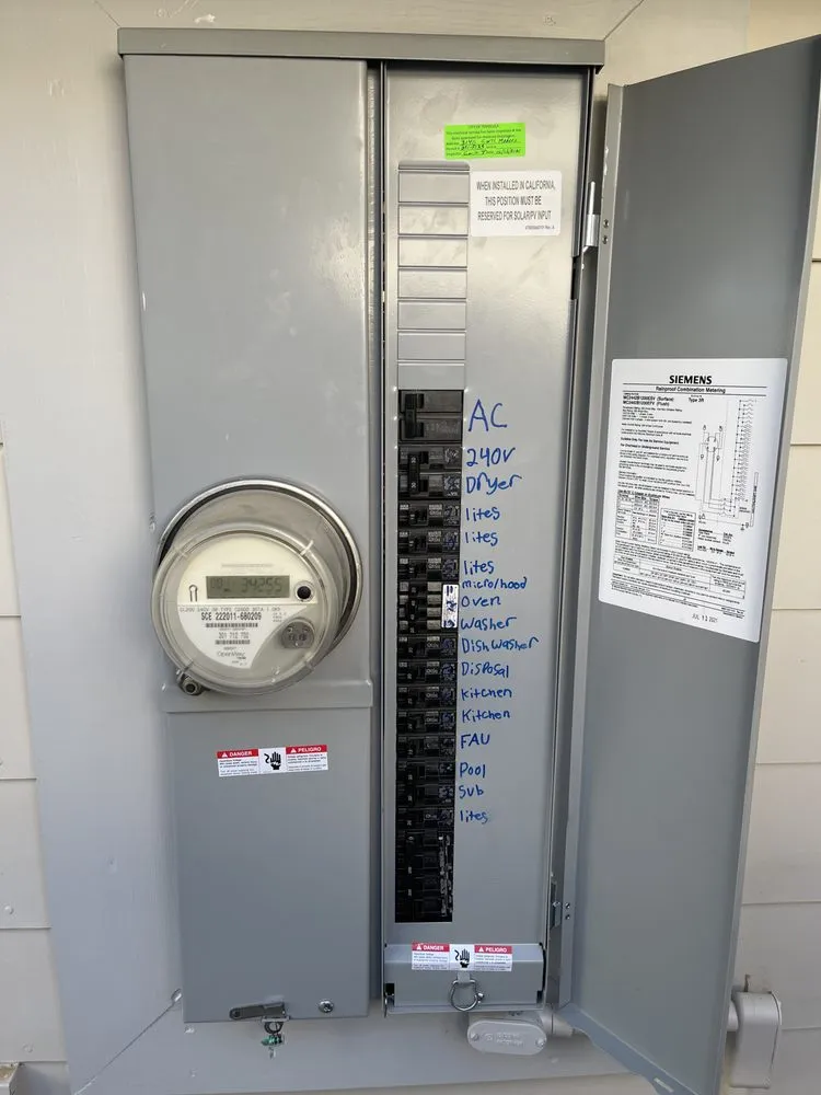 Slide of Thomas Electrical Contracting