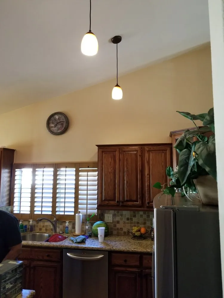 Slide of Thomas Electrical Maintenance Services